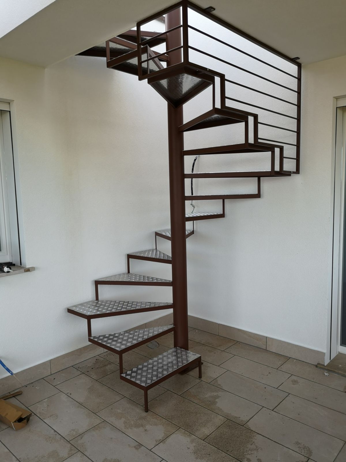 Scala elicoidale interna