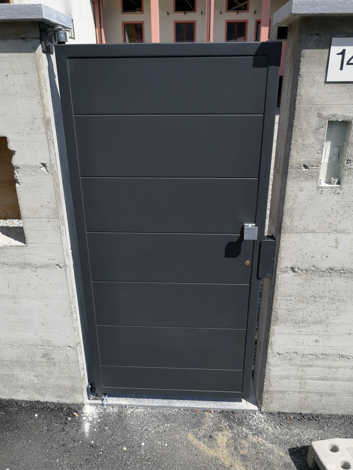 Cancelletto pedonale antracite