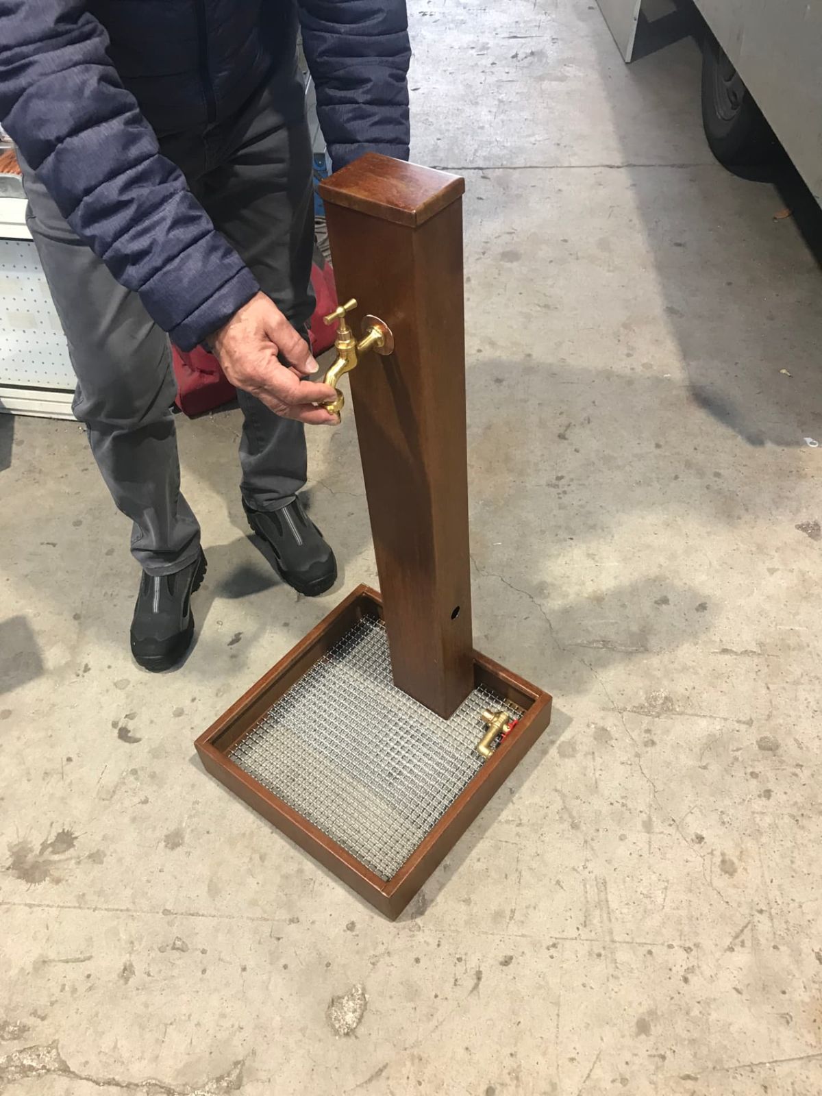 Fontanella in corten su misura